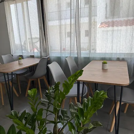 1br In 1 Πάφος