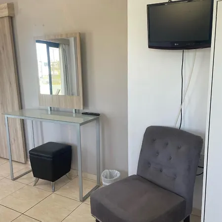 Aparthotel 1br In 1 3*